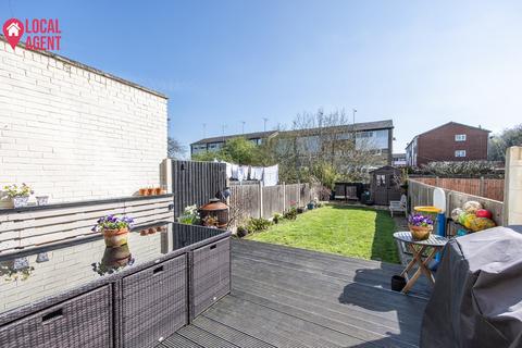 55 Cedar Drive, Sutton At Hone, Dartford, DA4 9EW