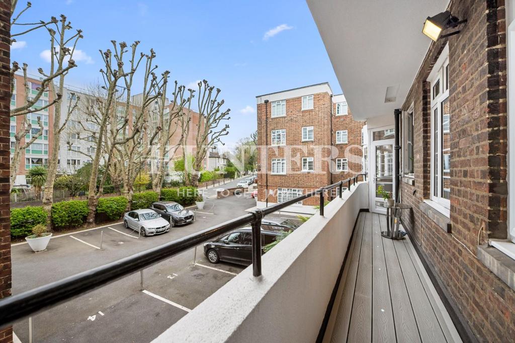 Greville Place, London, NW6 3 bed apartment for sale - £900,000