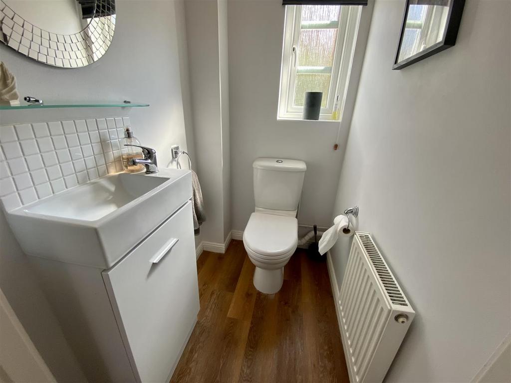 Cloakroom &amp; WC