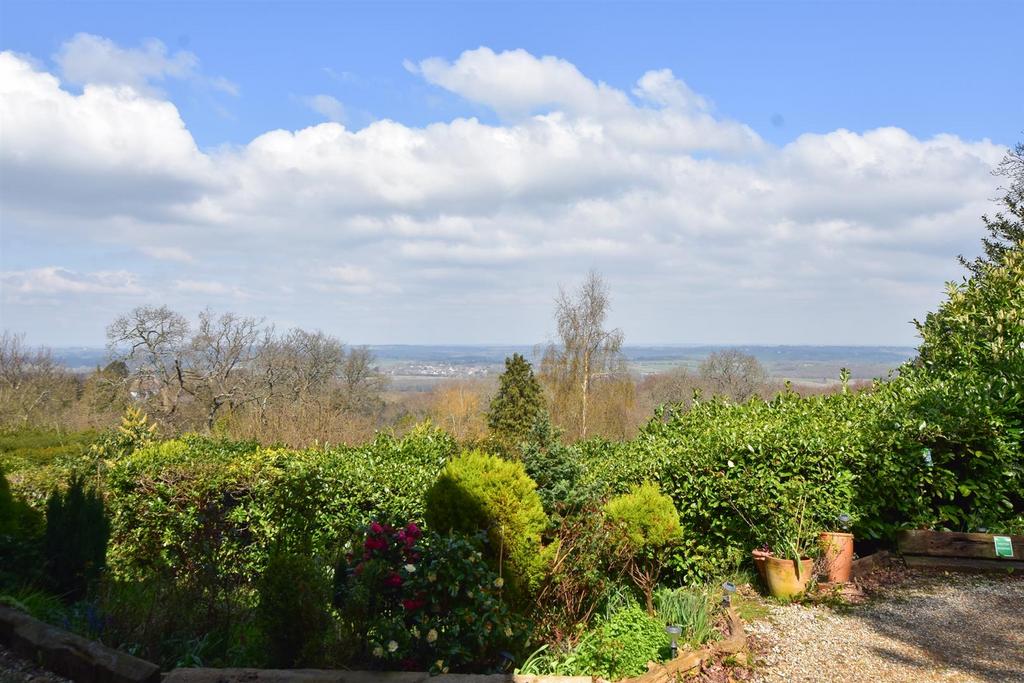 Chowns Hill, Hastings 1 bed flat £310,000