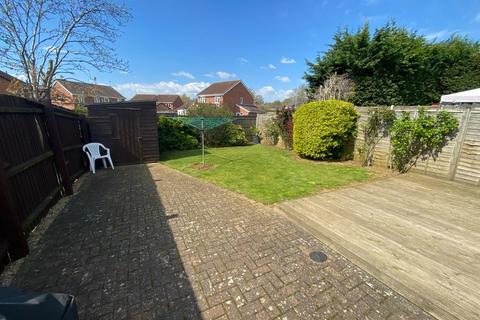 61 Dore Close, Northampton, NN3 8NJ