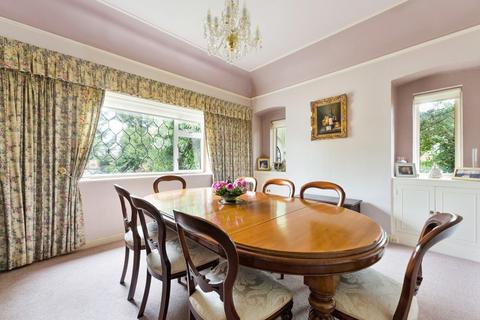 40 Sutton Lane, Banstead, SM7 3RB