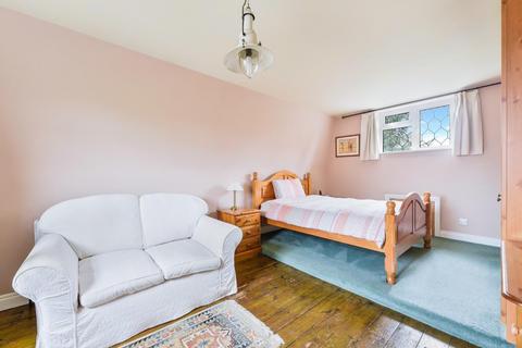 40 Sutton Lane, Banstead, SM7 3RB