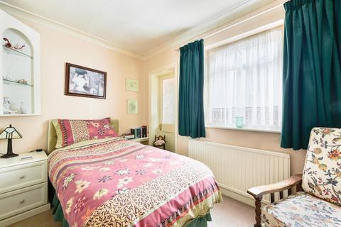 40 Sutton Lane, Banstead, SM7 3RB