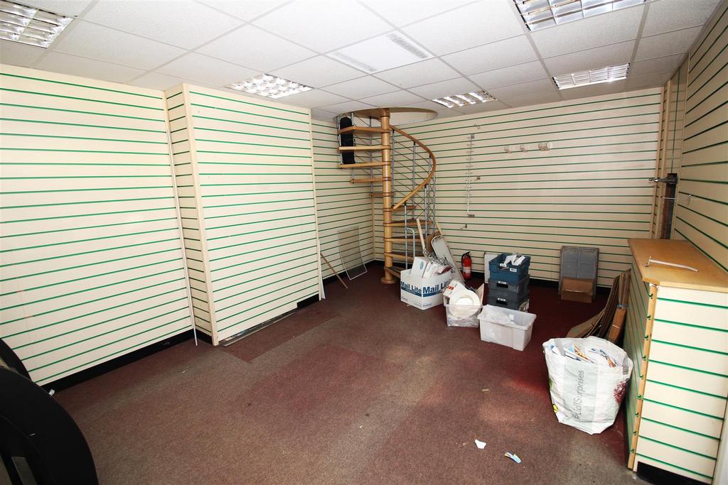 Rear retail.JPG