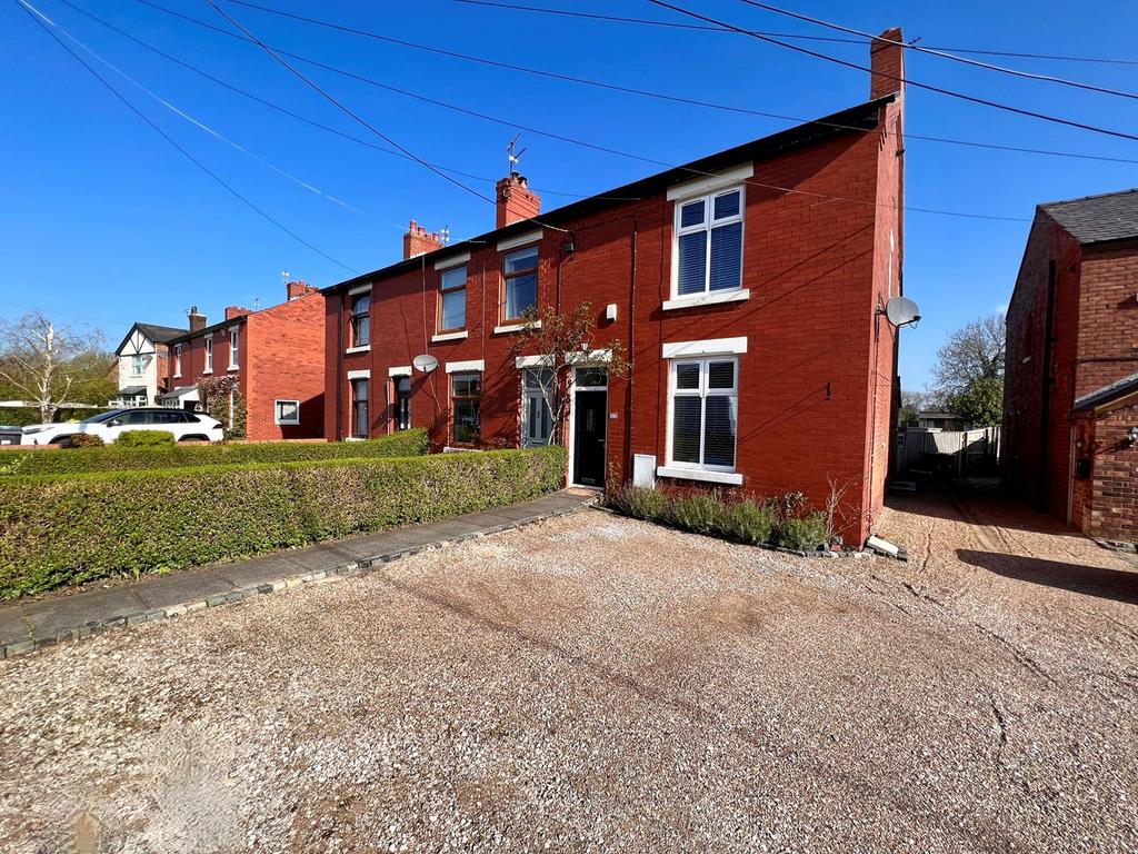 Chapel Lane, Longton, Preston, PR4 3 bed semidetached house for sale