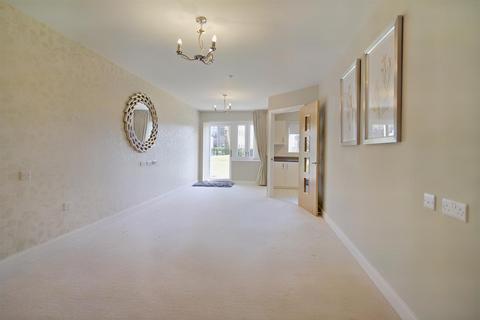 2 bedroom apartment for sale - Llys Isan, Ilex Close, Llanishen, Cardiff, CF14 5DZ