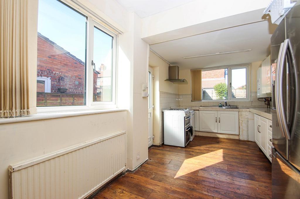Barton Road, Stretford, Manchester, M32 3 bed semidetached house for