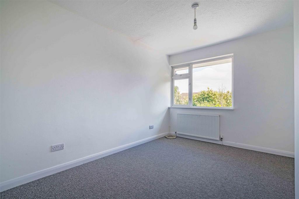 16 Marshalls Close11.jpg