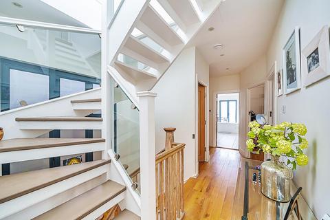2 Alexander Avenue, London, NW10 3QS