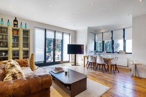2 Alexander Avenue, London, NW10 3QS