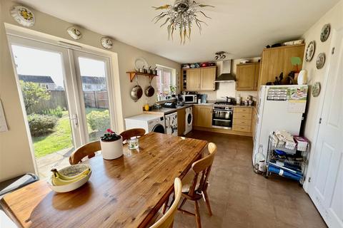 4 bedroom detached house for sale, Dol Y Dderwen, Ammanford