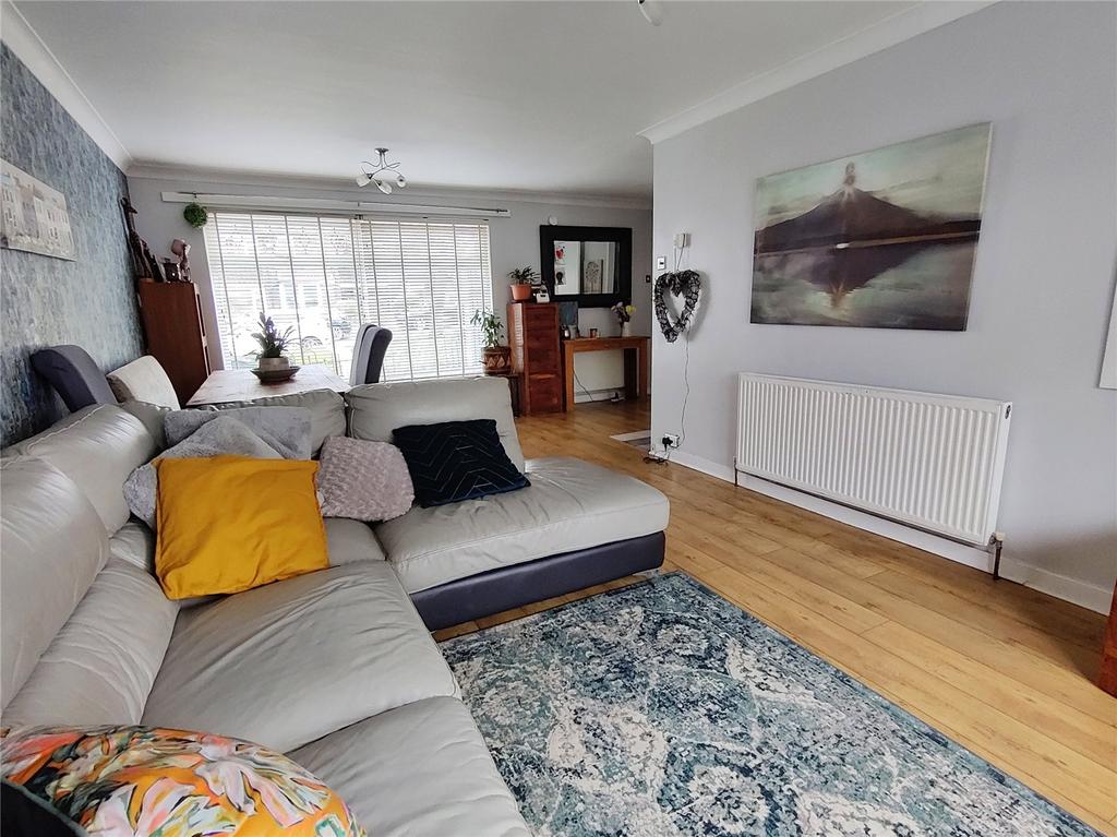 Stevenson Drive, Oldham, Greater Manchester, OL1 3 bed terraced house