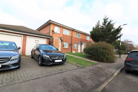 3 bedroom end of terrace house for sale - Hennessy Road, London N9