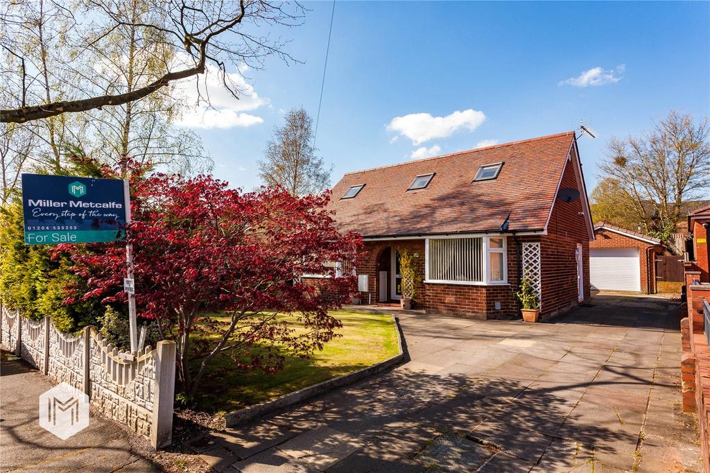 Park Road, Westhoughton, Bolton, Greater Manchester, BL5 3 bed bungalow
