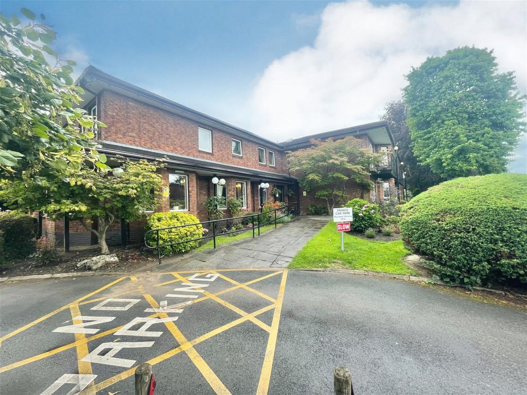 Whitegates, Wilmslow Road, Cheadle, Sk8 1HG 2 bed retirement property