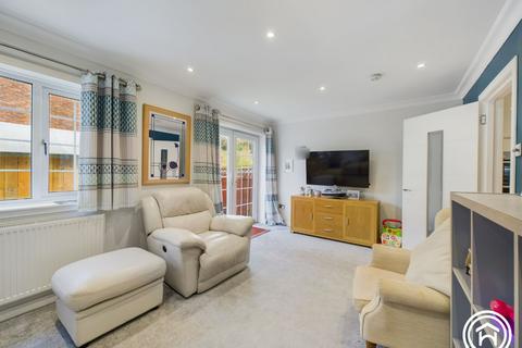 1 Brenfield Drive, Glasgow, G44 3LT
