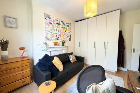 1 bedroom flat to rent, St Thomas's Road, Finsbury Park