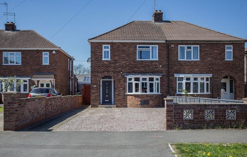 Ayres Drive, Stanground, Peterborough, Cambridgeshire. PE2 8JR 3 bed