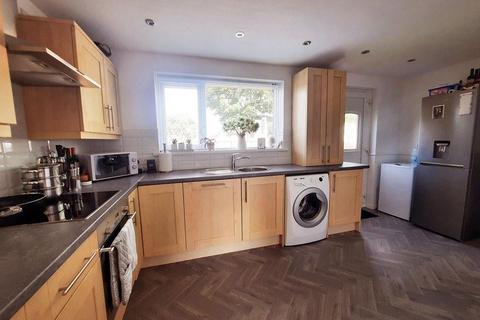 28 Cambria Green, South Hylton, Sunderland, SR4 0NN