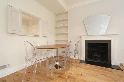 2 bedroom flat for sale, Earls Court Road, London, W8