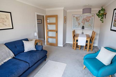 22 Dalmeny Road, Edinburgh, EH6 4QY