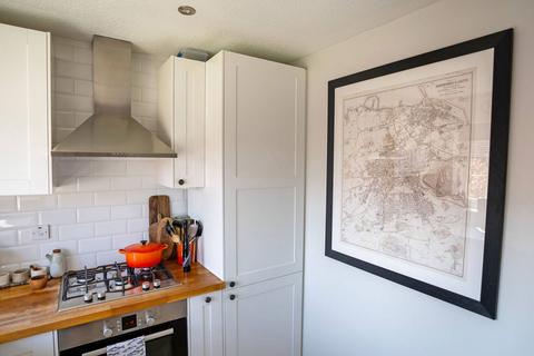 22 Dalmeny Road, Edinburgh, EH6 4QY