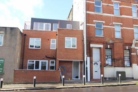 undefined, Vicarage Parade, West Green Road, London, N15