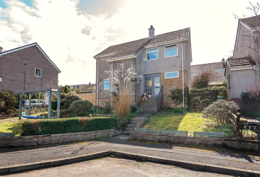 Hillfoot Drive, Branchalwood, Wishaw 3 bed detached house £199,999
