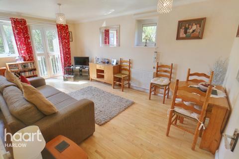 72 Red Willow, Harlow, CM19 5PB