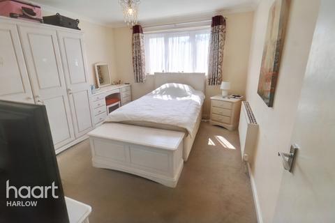 72 Red Willow, Harlow, CM19 5PB