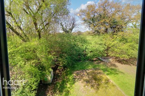 72 Red Willow, Harlow, CM19 5PB