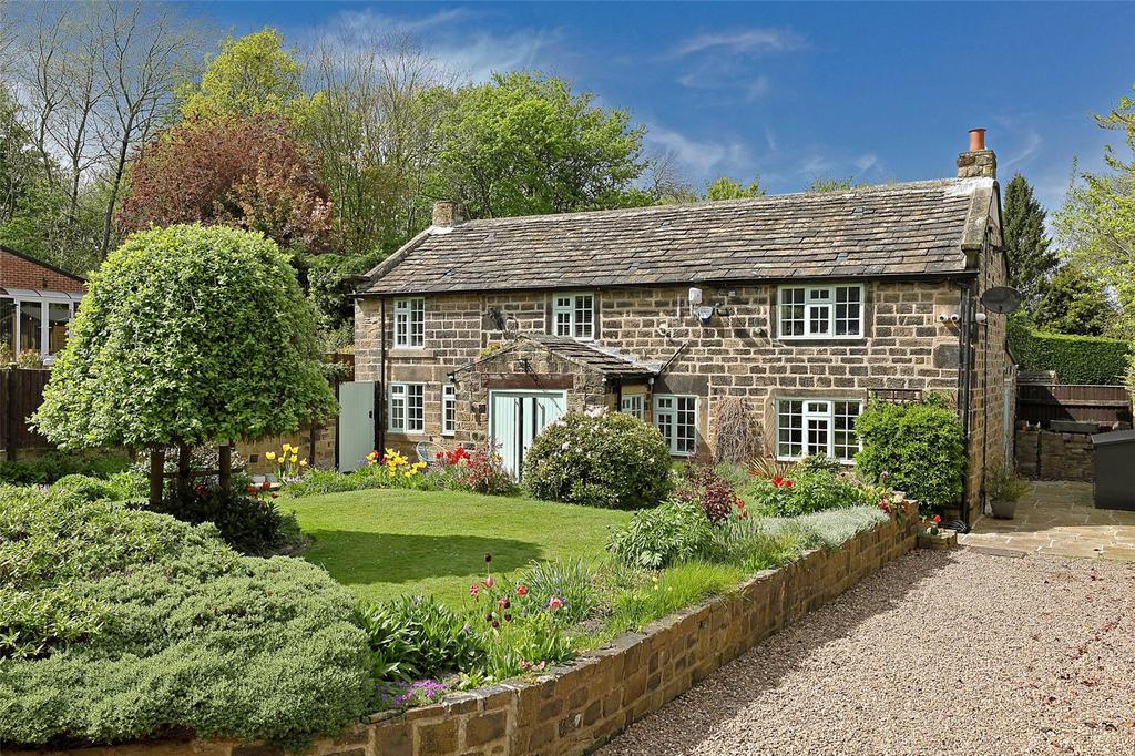 Slack Lane, Newmillerdam, Wakefield, West Yorkshire, WF2 5 bed detached
