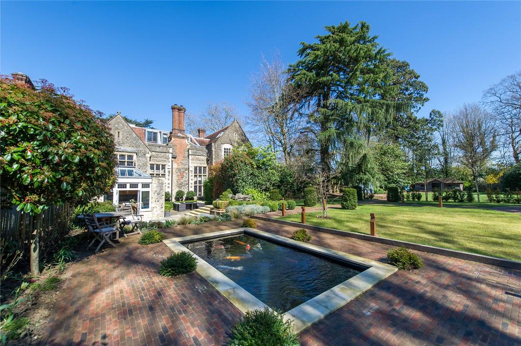 Pond &amp; Garden