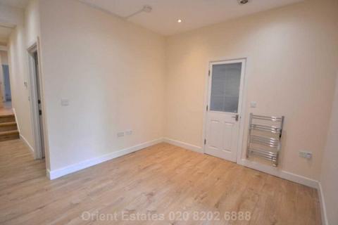 3 bedroom apartment for sale, Park Road, London