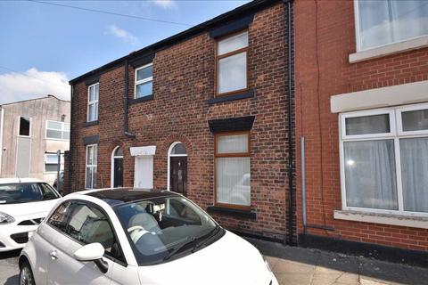 1 bedroom terraced house to rent, Bank Street, Chorley