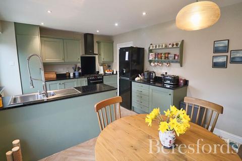 34 Long Brandocks, Writtle, Chelmsford, CM1 3LS