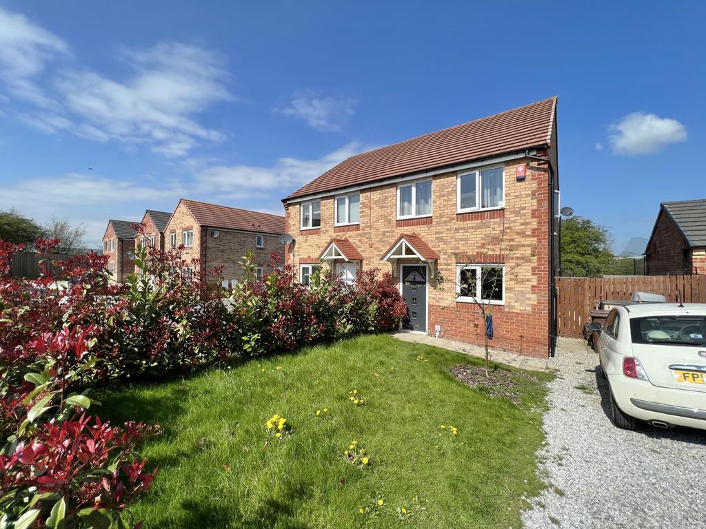 Oakdale Drive, South Elmsall 3 bed semidetached house £175,000