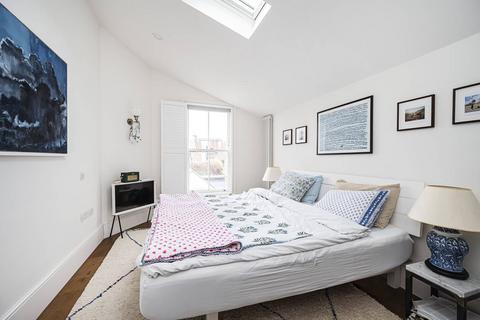 42 Coopersale Road, London, E9 6BA
