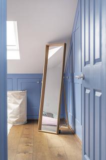 42 Coopersale Road, London, E9 6BA