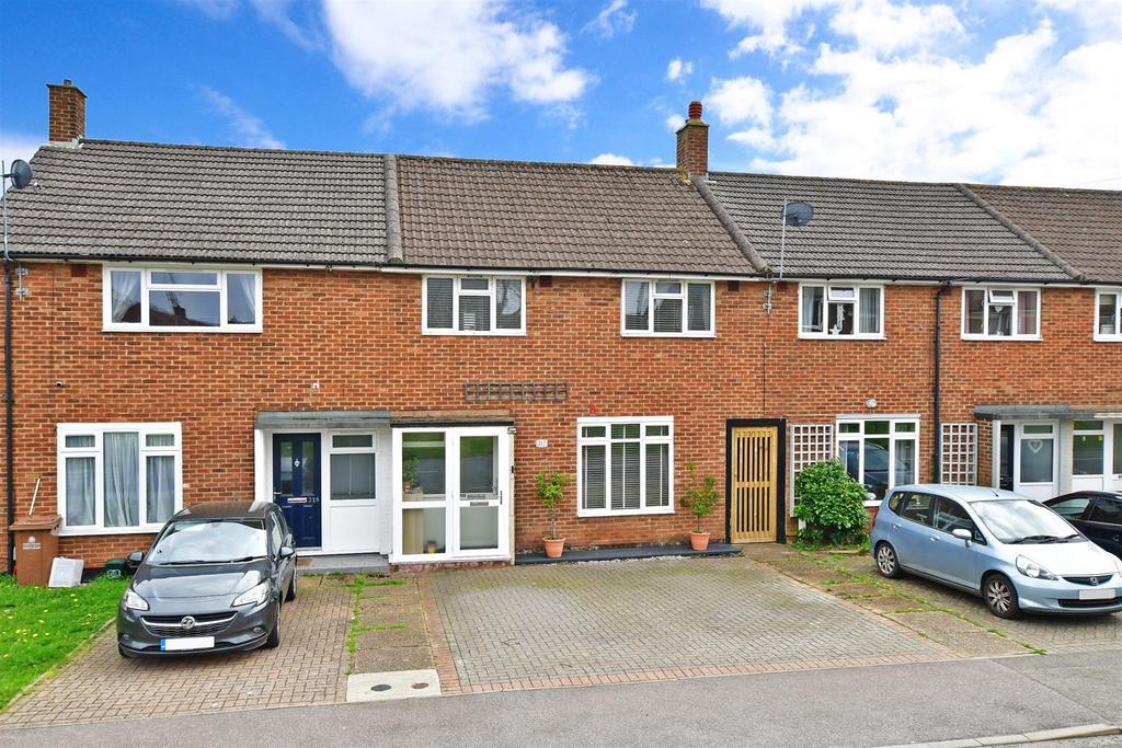 Merland Rise, Tadworth, Surrey 3 bed terraced house £425,000