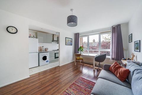 1 bedroom flat for sale, The Sandlings, Wood Green, London, N22