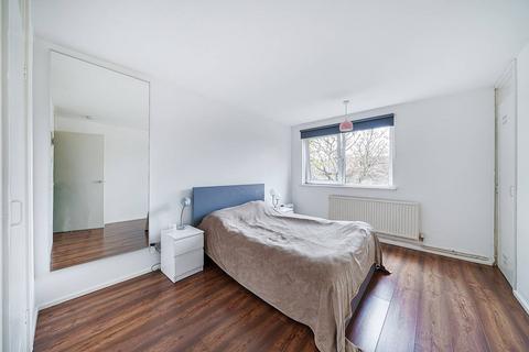 1 bedroom flat for sale, The Sandlings, Wood Green, London, N22