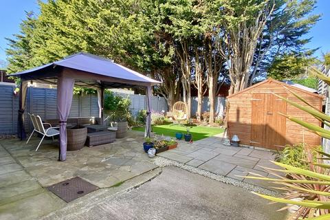 3 bedroom detached house for sale, 5 Cae'r Odyn , Dinas Powys, The Vale Of Glamorgan. CF64 4UF