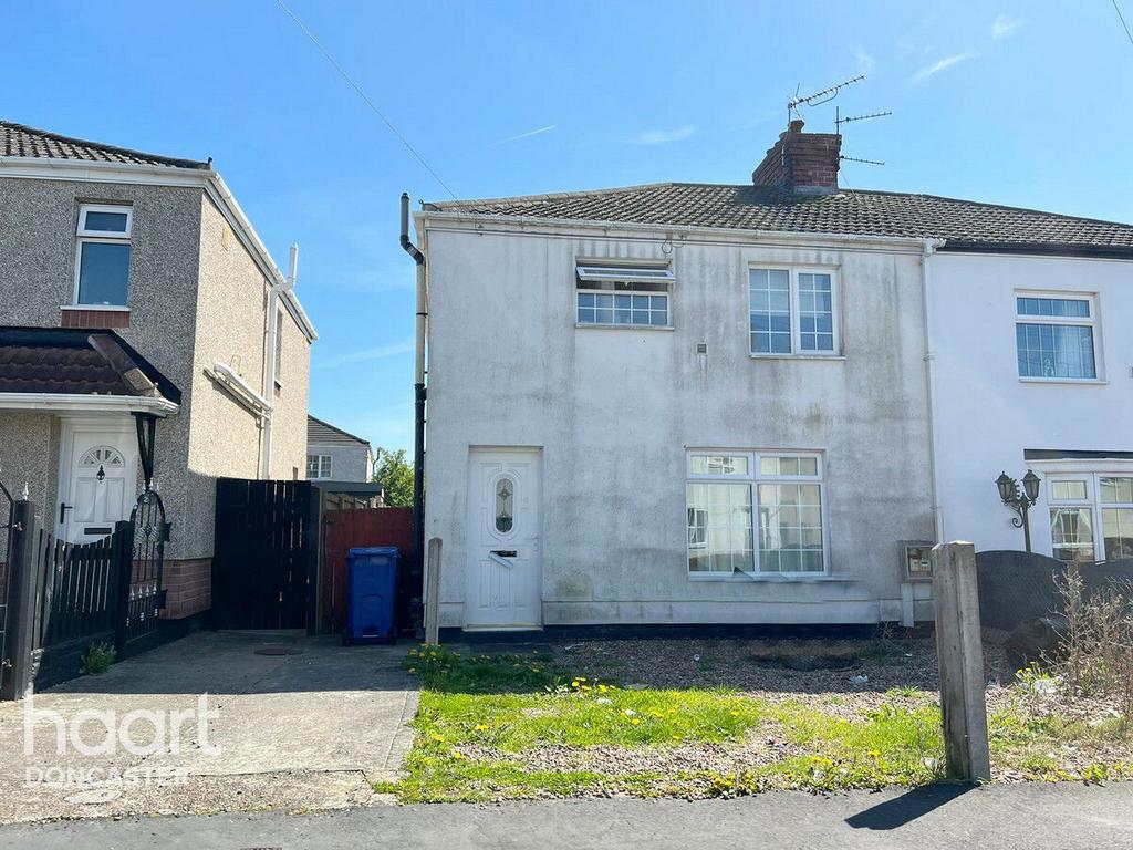 Theodore Road, Askern, Doncaster 3 bed semidetached house for sale £