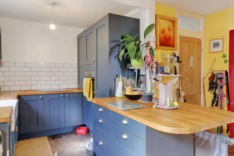22 Beech Terrace, West Looe, Looe, PL13 2AQ