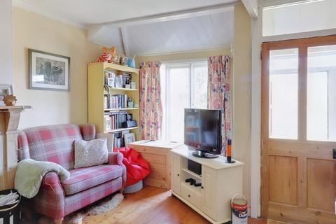 22 Beech Terrace, West Looe, Looe, PL13 2AQ