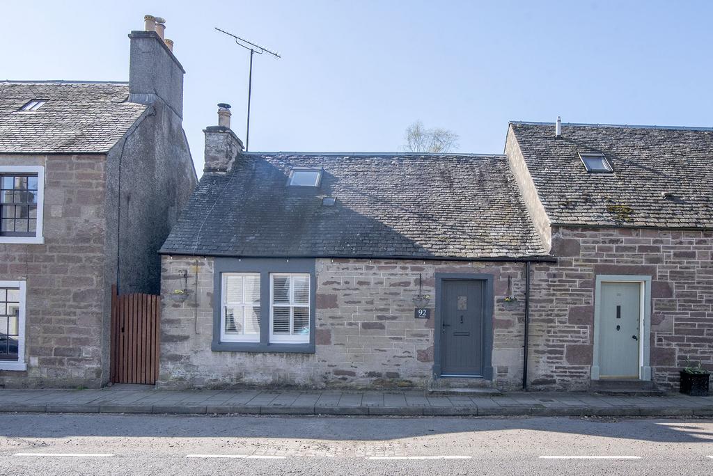 Willoughby Street, Muthill PH5 2 bed semidetached house for sale £