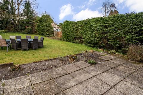 59 Elmleigh, Midhurst, GU29 9HA