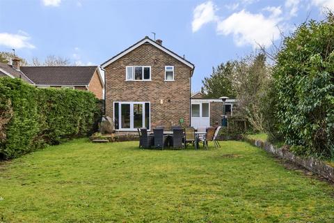 59 Elmleigh, Midhurst, GU29 9HA